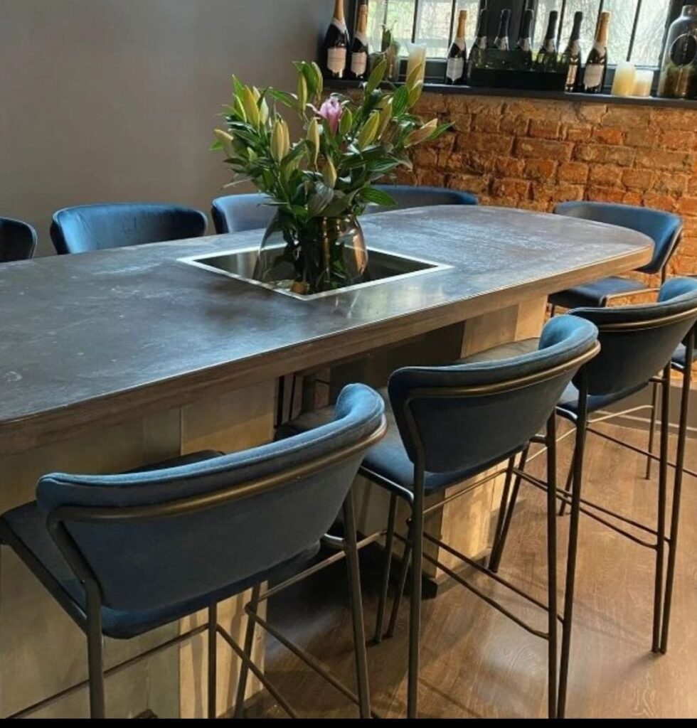 Book A Table MUST Wine